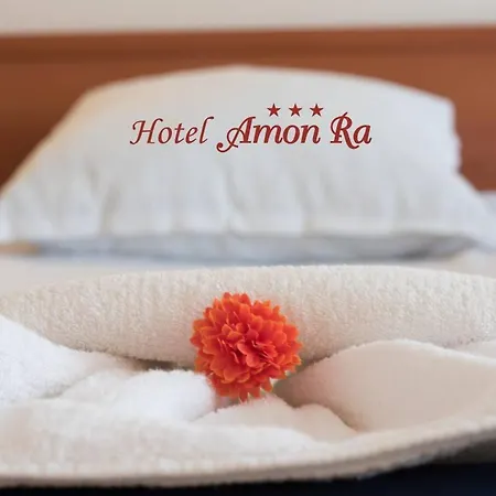 Hotel семеен амон ра 3*