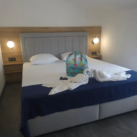 Hotel Family Amon Ra