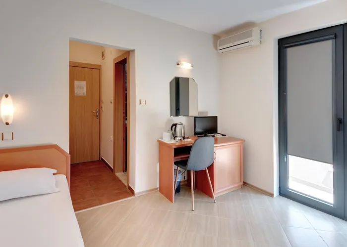 Hotel семеен амон ра