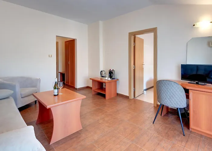 семеен амон ра Hotel Sozopol