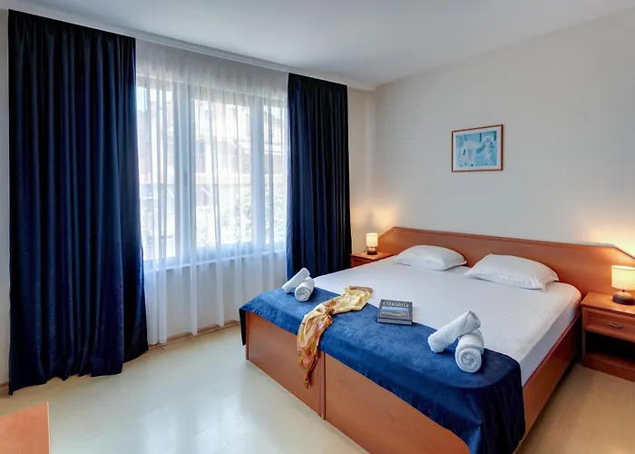 семеен амон ра Sozopol