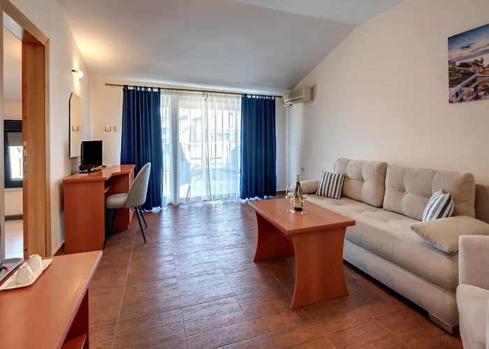 семеен амон ра Hotel 3*