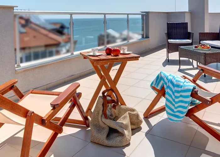 Hotel семеен амон ра 3*