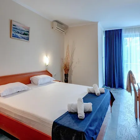 семеен амон ра 3* 소조폴