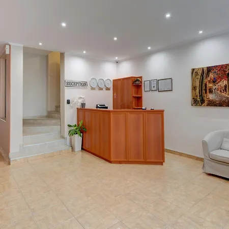 семеен амон ра 호텔 3*