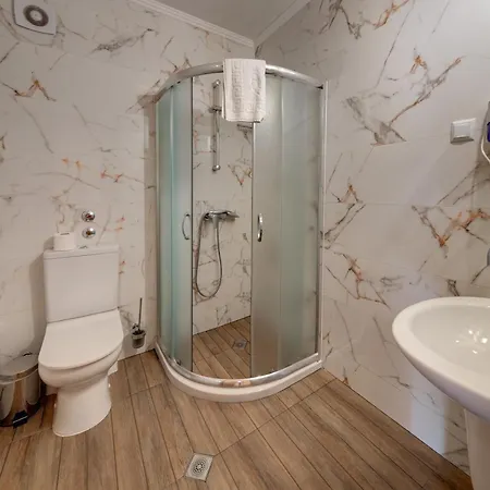 семеен амон ра 소조폴