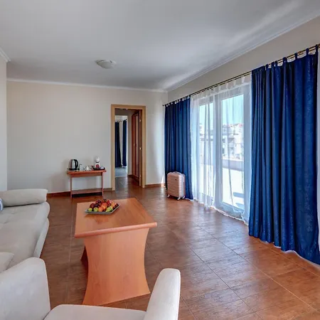 Hotell семеен амон ра