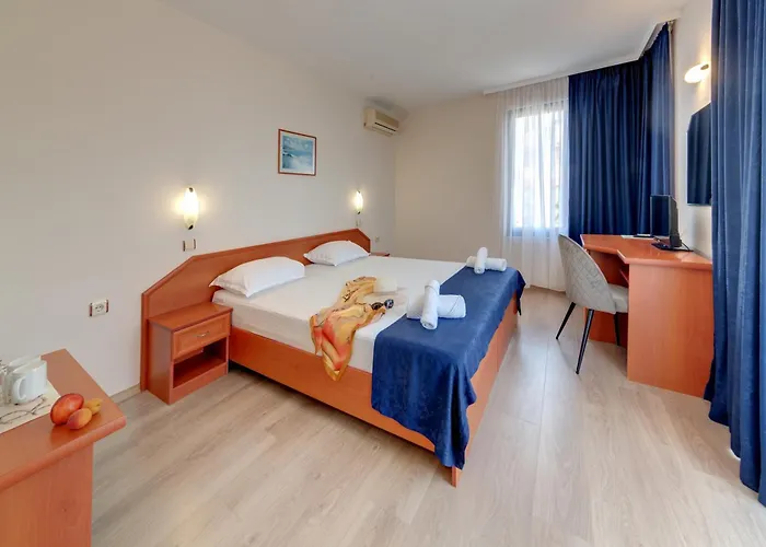 семеен амон ра Sozopol