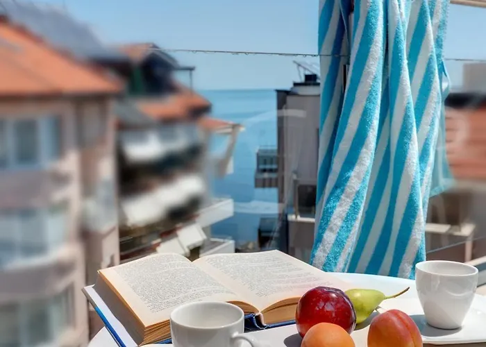 семеен амон ра Hotel